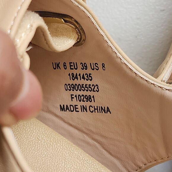 Asos Design Sandals Womens 8 Beige Sporty Straps Grandmacore Open Toe Flaw - Picture 5 of 8